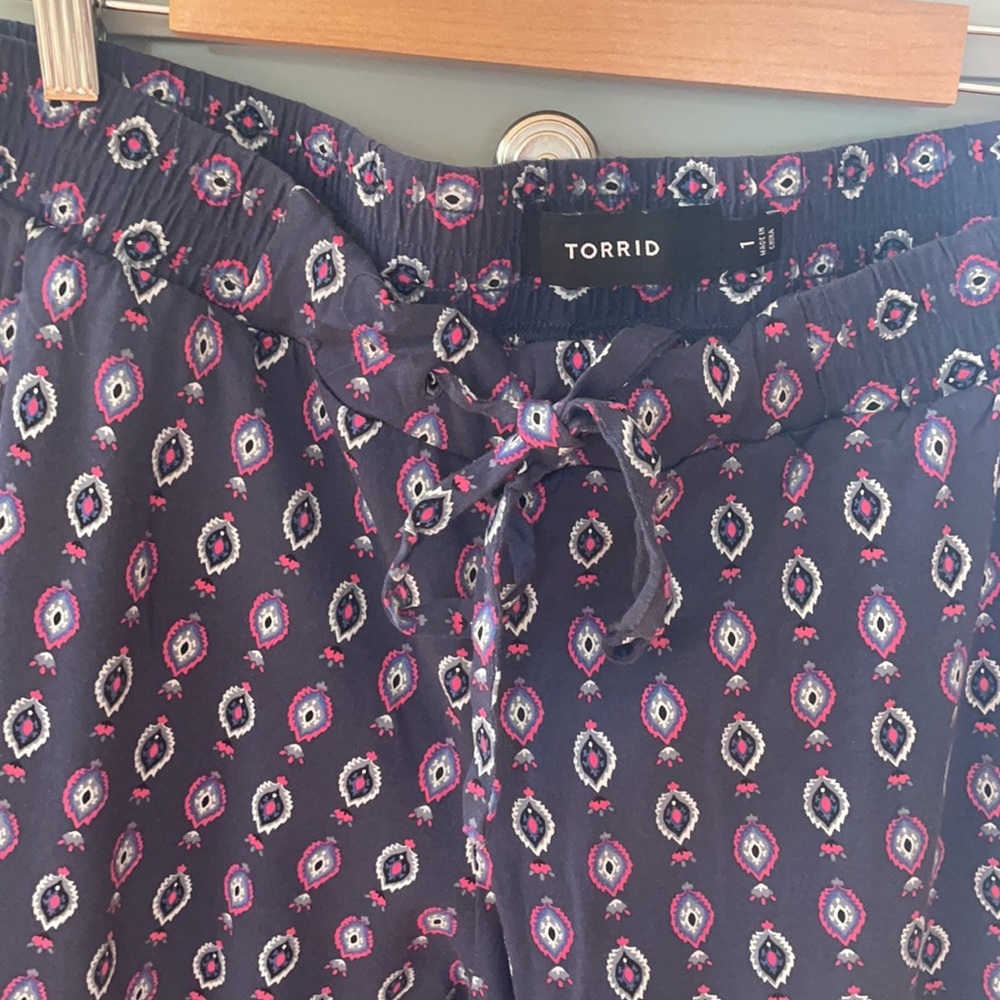 Torrid Boho Pants Jogger Style Comfy Size 1